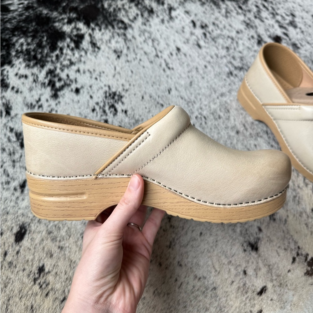 SOLD — brand new sand Dansko’s sz 42